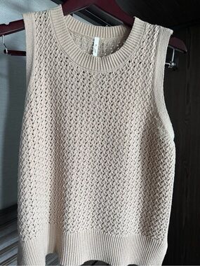 Knit Sleeveless Sweater topin Light Beige